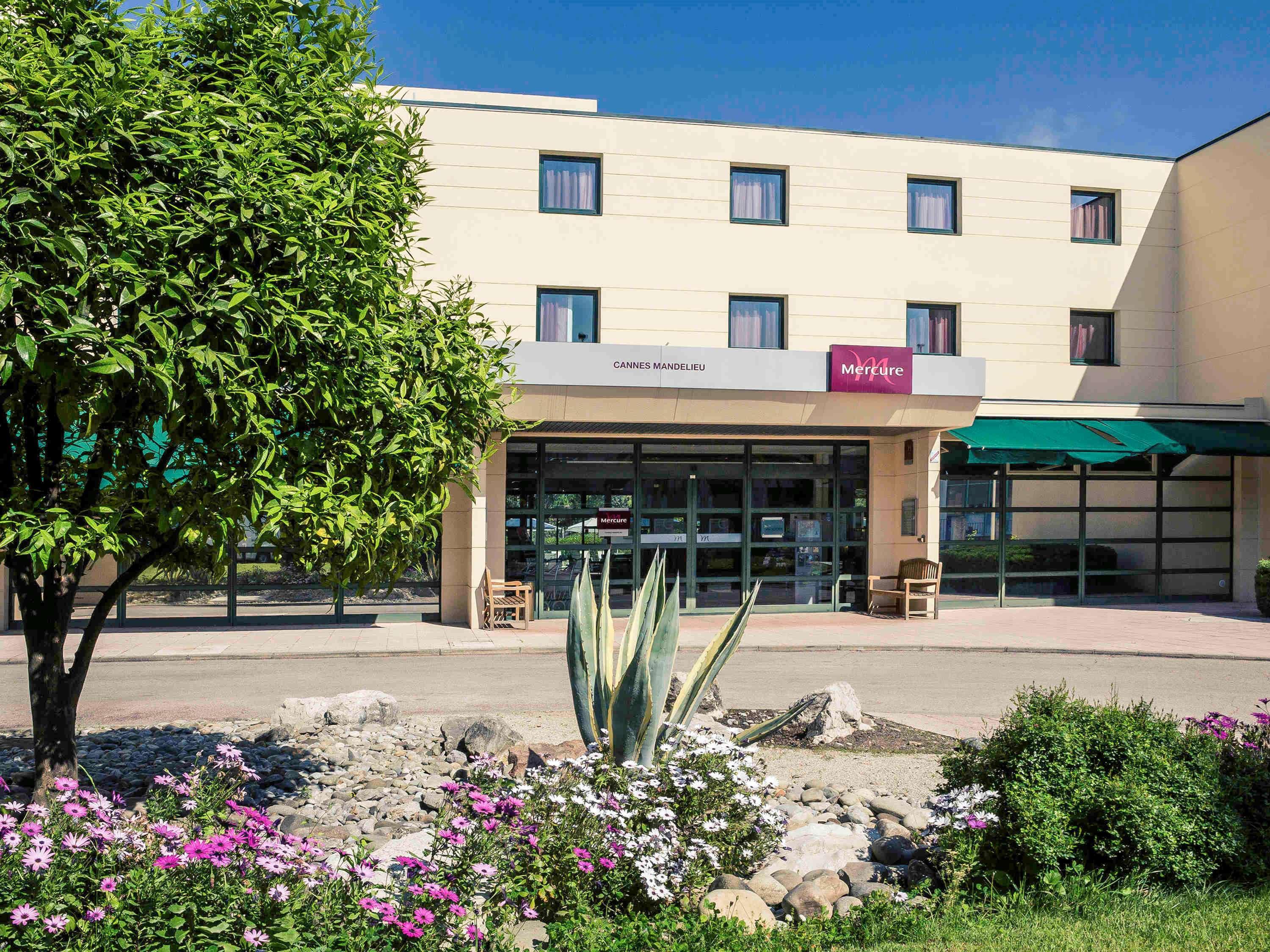 Mercure Cannes Mandelieu Экстерьер фото