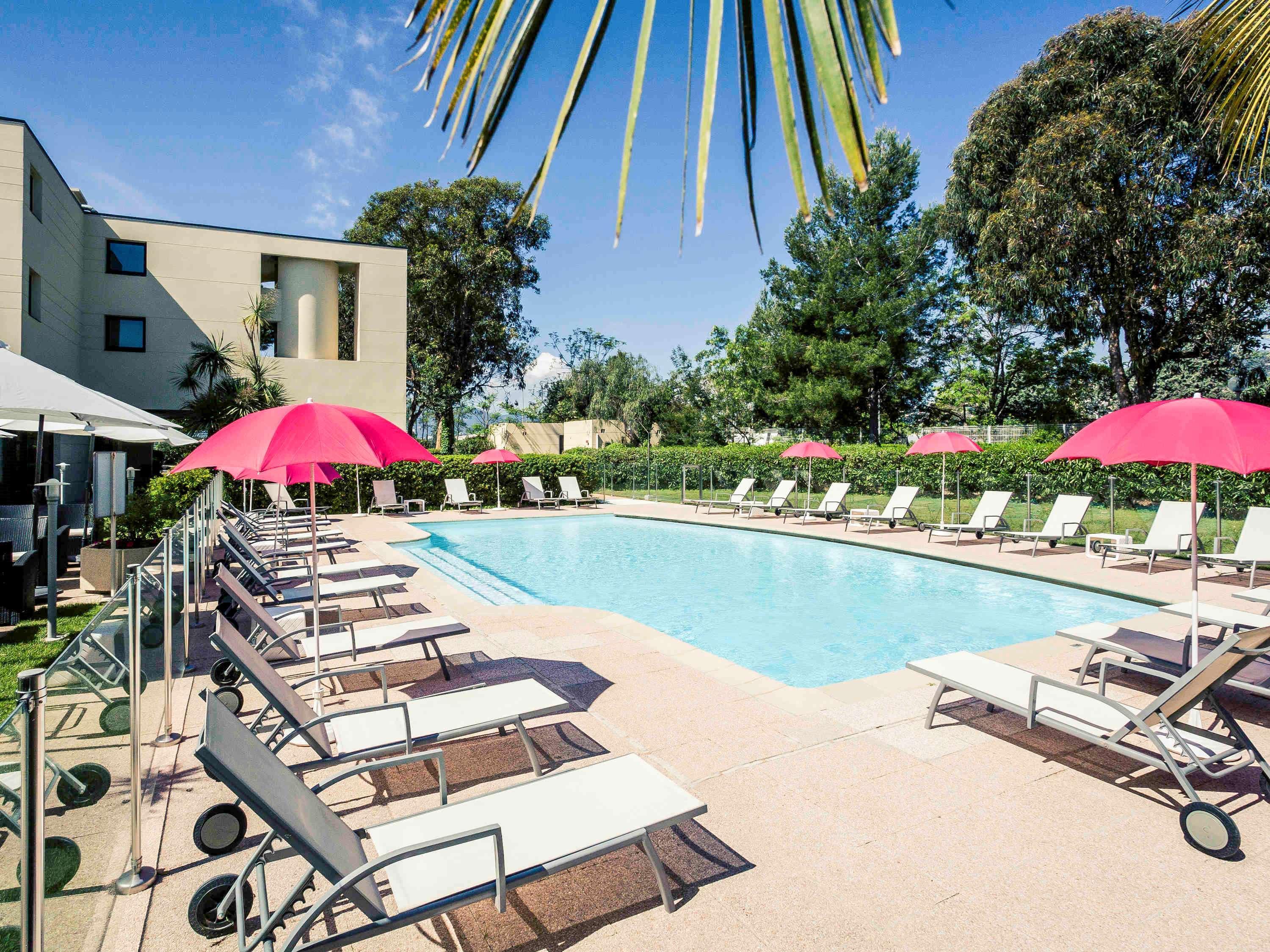 Mercure Cannes Mandelieu Экстерьер фото