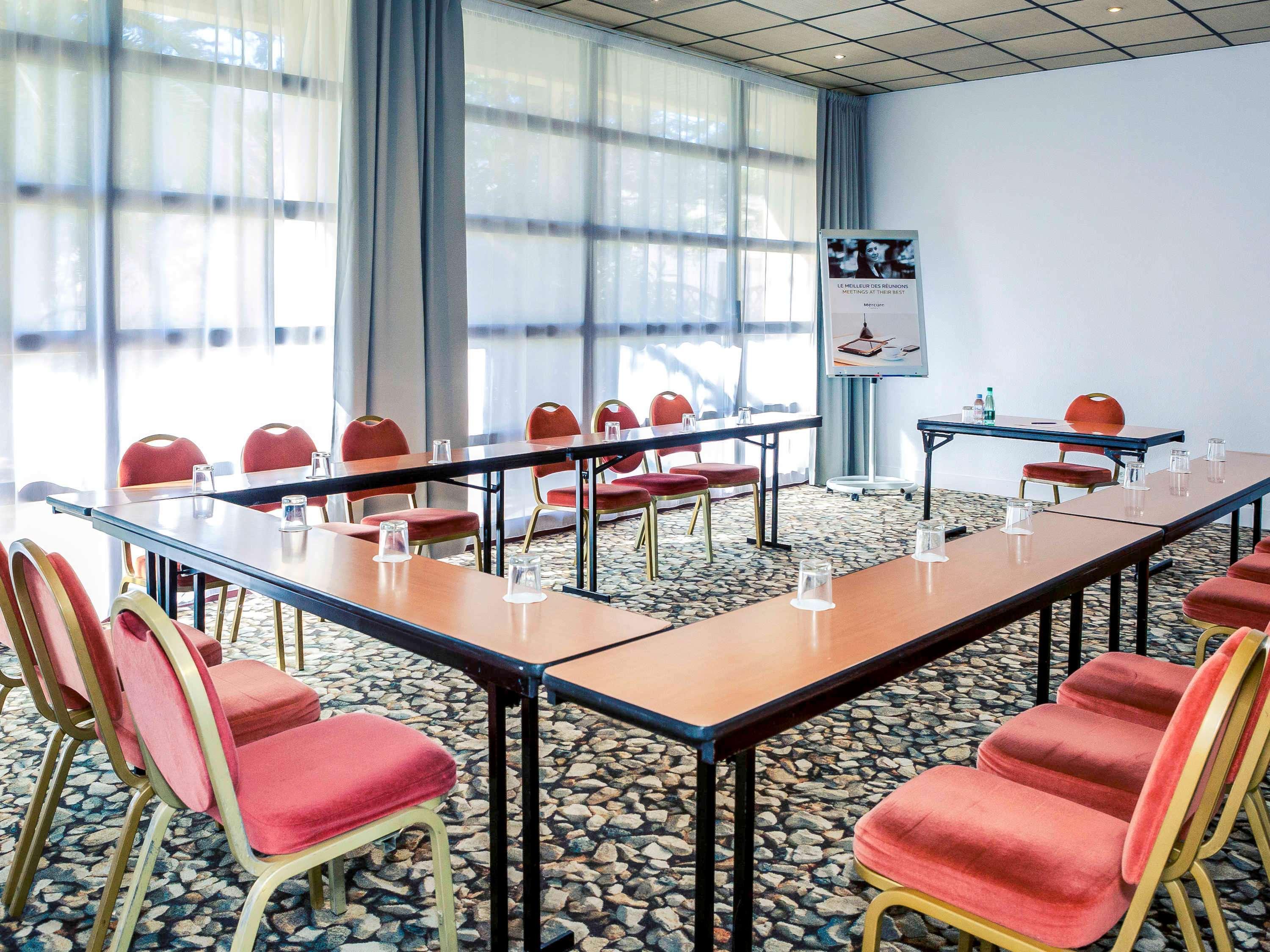 Mercure Cannes Mandelieu Экстерьер фото